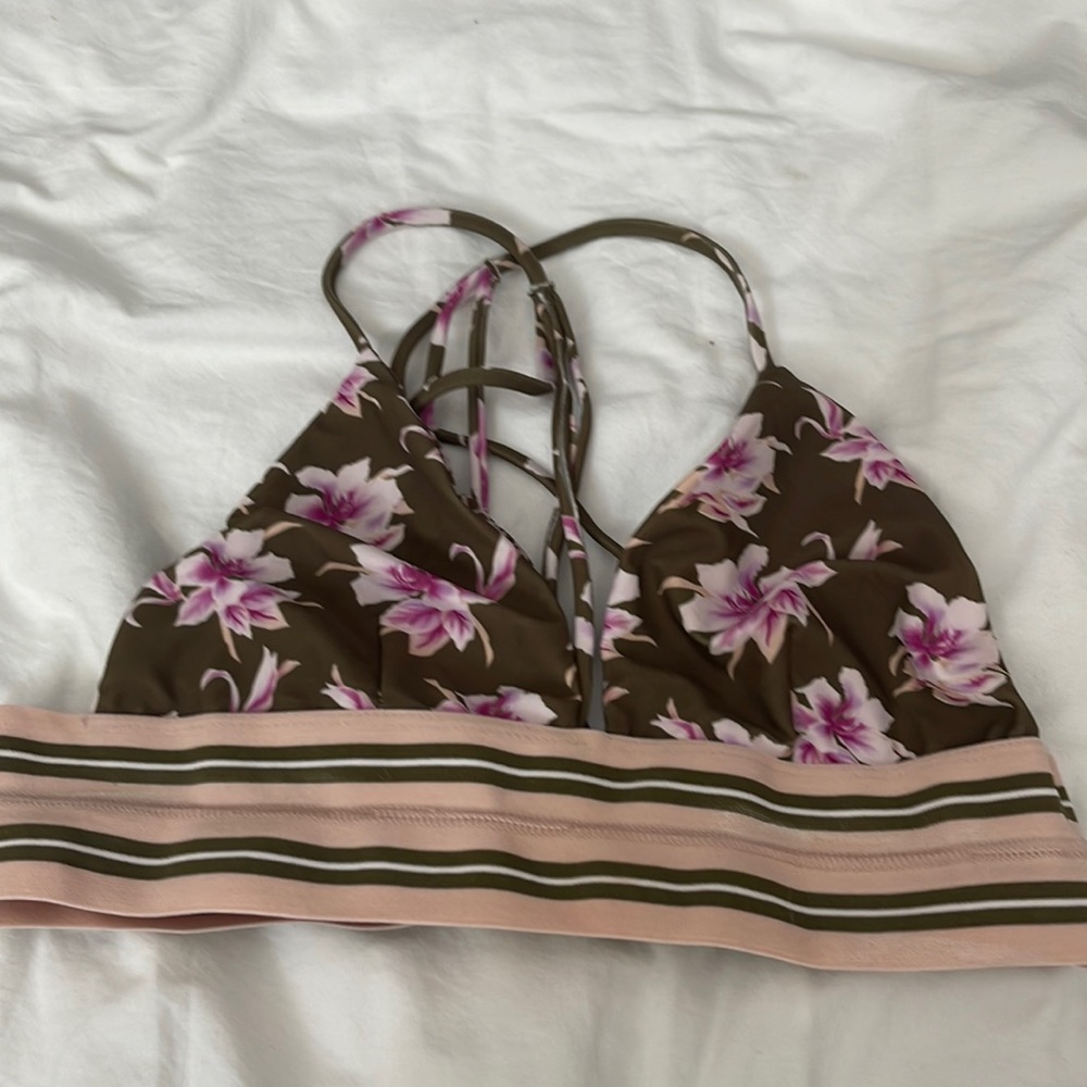 Acacia swim